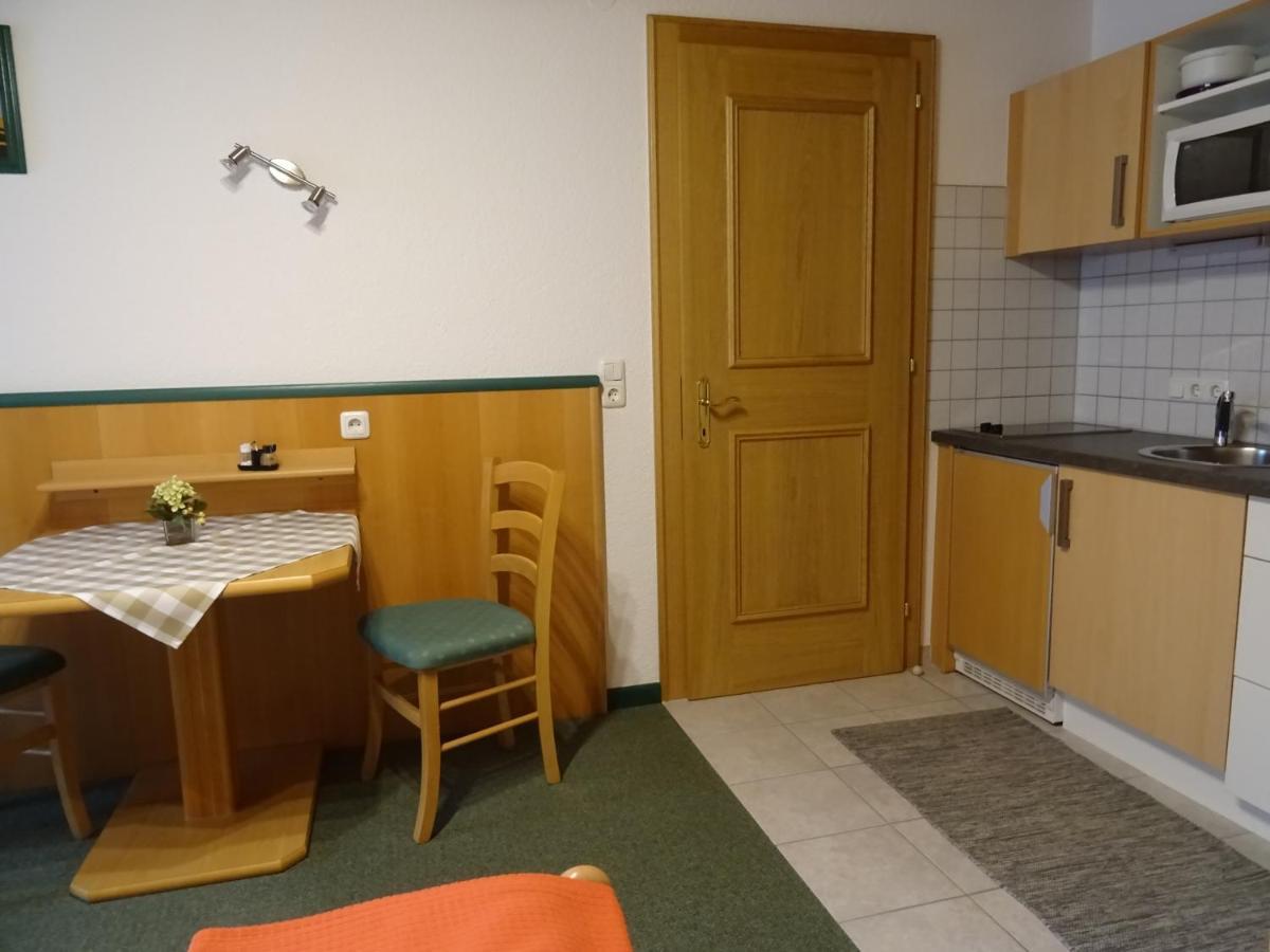Ferienwohnungen Niederacher フィーバーブルン エクステリア 写真